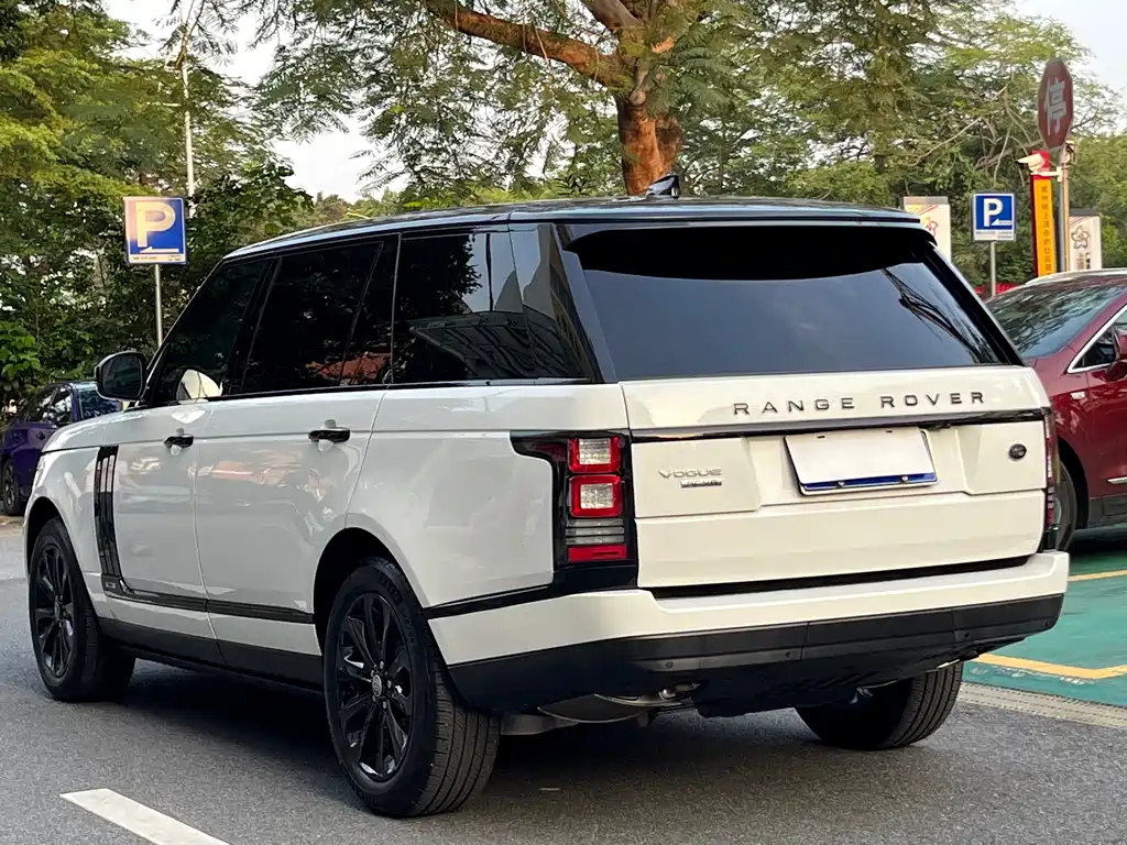 Range Rover 2017 3.0 SC V6 Vogue Extended Edition купить на сайте DeffCars