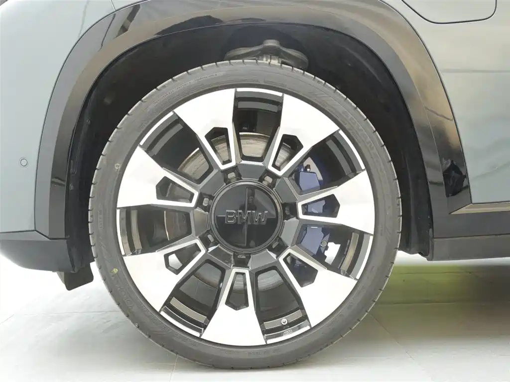 BMW XM 2023 Basic купить на сайте DeffCars
