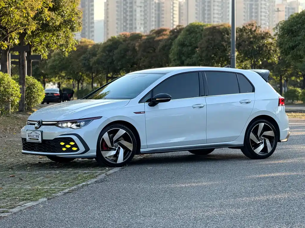 Golf GTI 2023 380TSI DSG GTI купить на сайте DeffCars