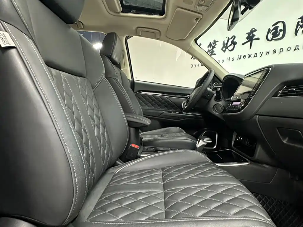 Outlander 2021 2.0L 2WD Enjoy Edition 5 seats купить на сайте DeffCars