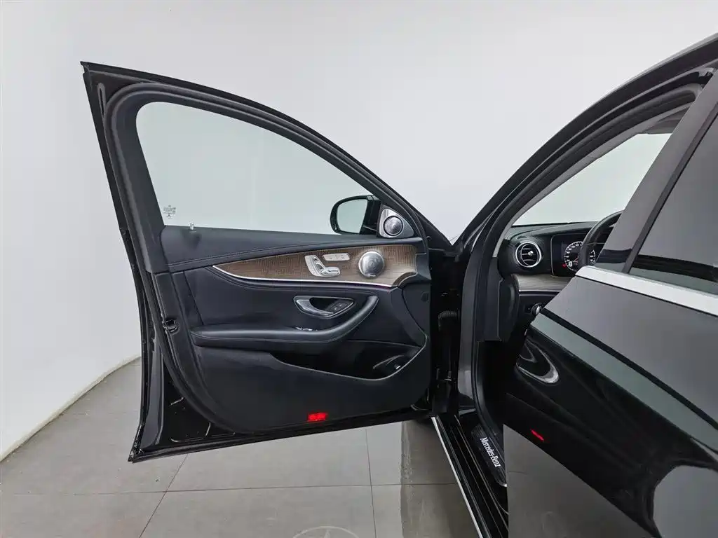 Mercedes-Benz E-Class 2020 facelift E 300 L fashionable model купить на сайте DeffCars