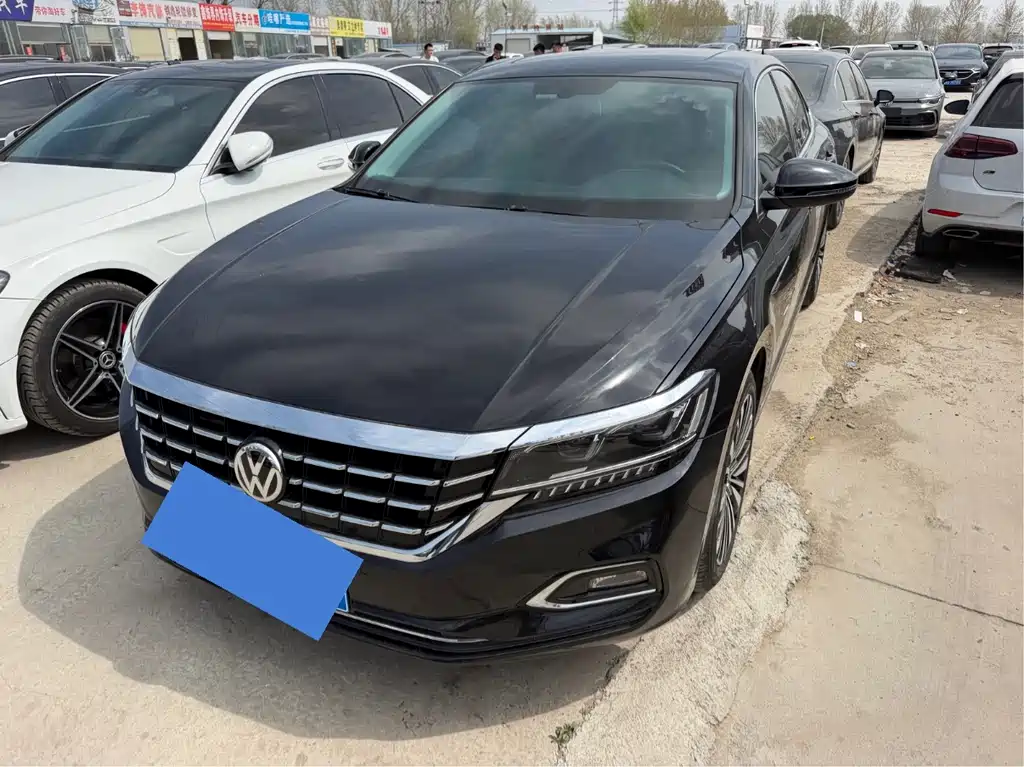 Passat 2020 330TSI Deluxe Edition National VI купить на сайте DeffCars