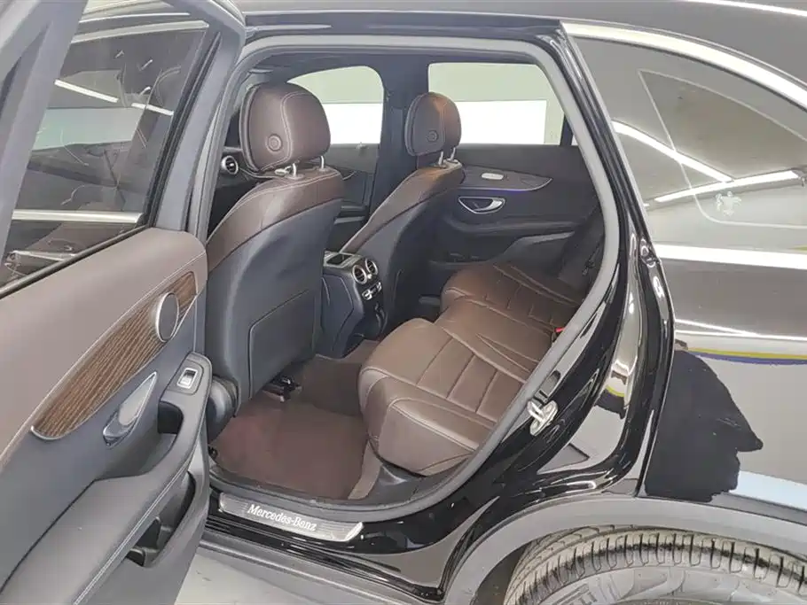 Mercedes-Benz GLC 2022 facelift GLC 260 L 4MATIC luxury model купить на сайте DeffCars