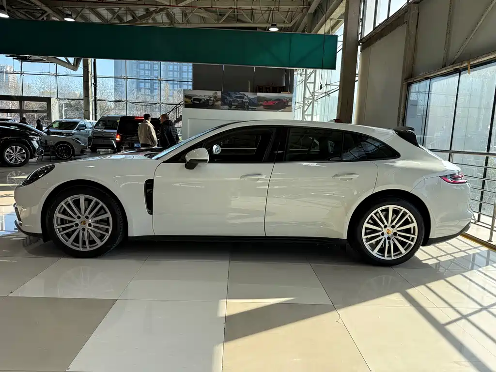 Panamera 2017 Panamera 4 Sport Turismo 3.0T купить на сайте DeffCars