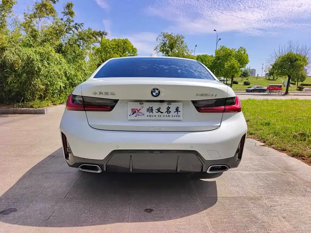 BMW 3 Series 2024 325Li M Sports Package купить на сайте DeffCars