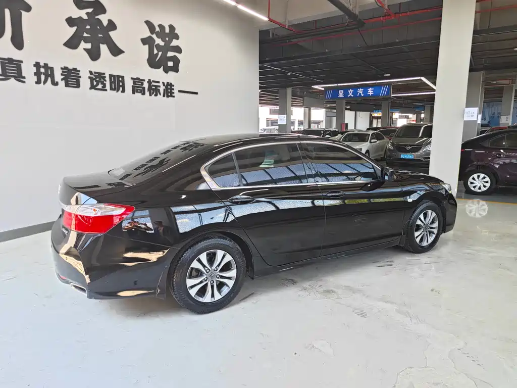 Accord 2015 2.0L LX Comfort Edition купить на сайте DeffCars