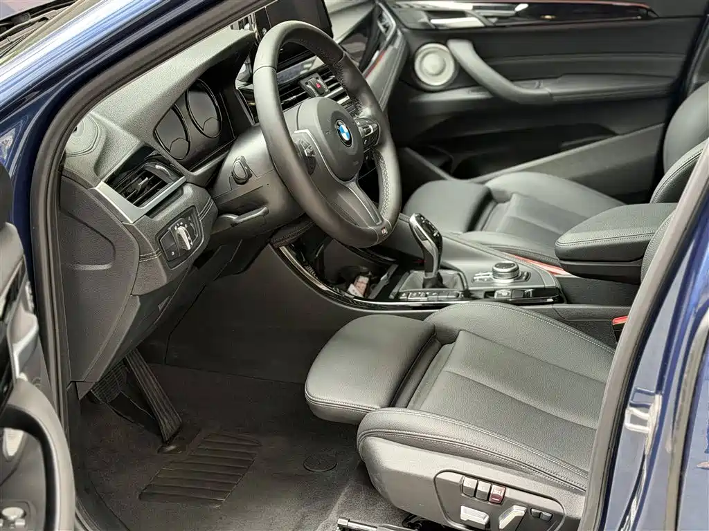 BMW X2 2021 sDrive25i Leading M Off-Road Package купить на сайте DeffCars