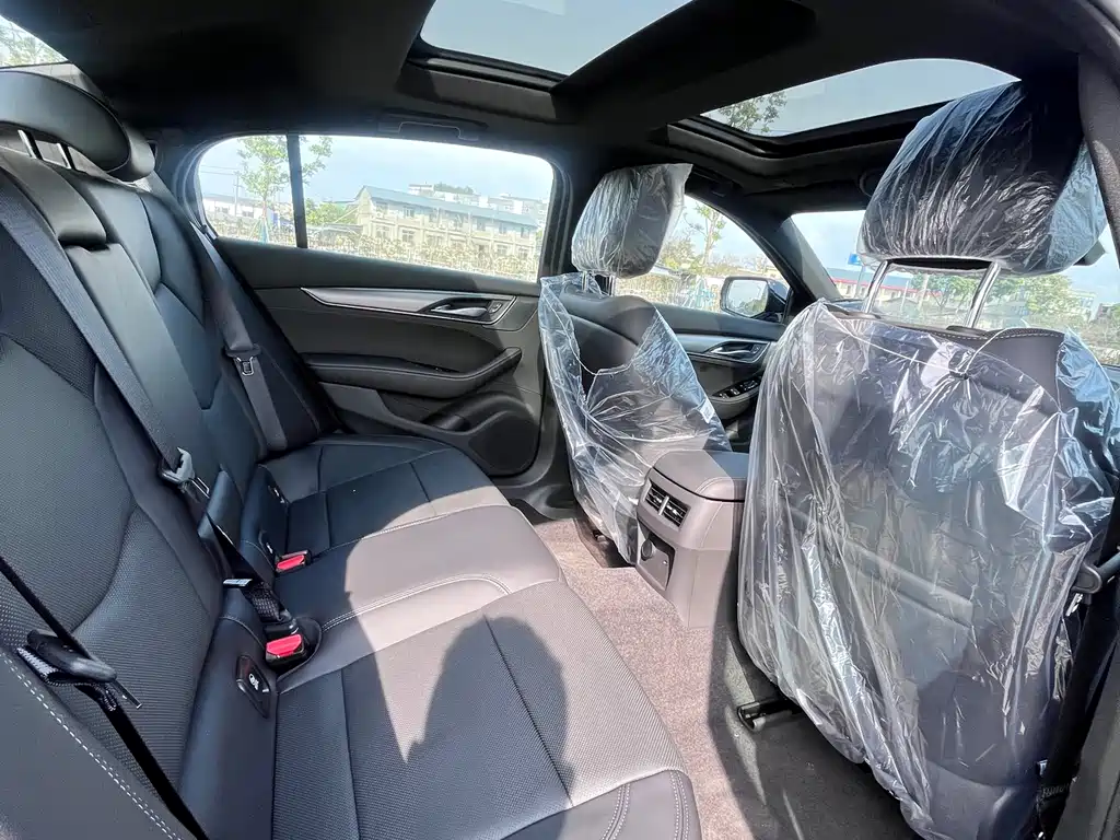 Cadillac CT5 2024 28T Luxury Pro купить на сайте DeffCars