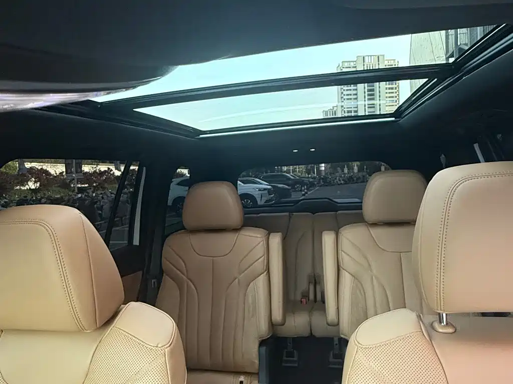 Trumpchi ES9 2024 PHEV 143km Traveler Max купить на сайте DeffCars