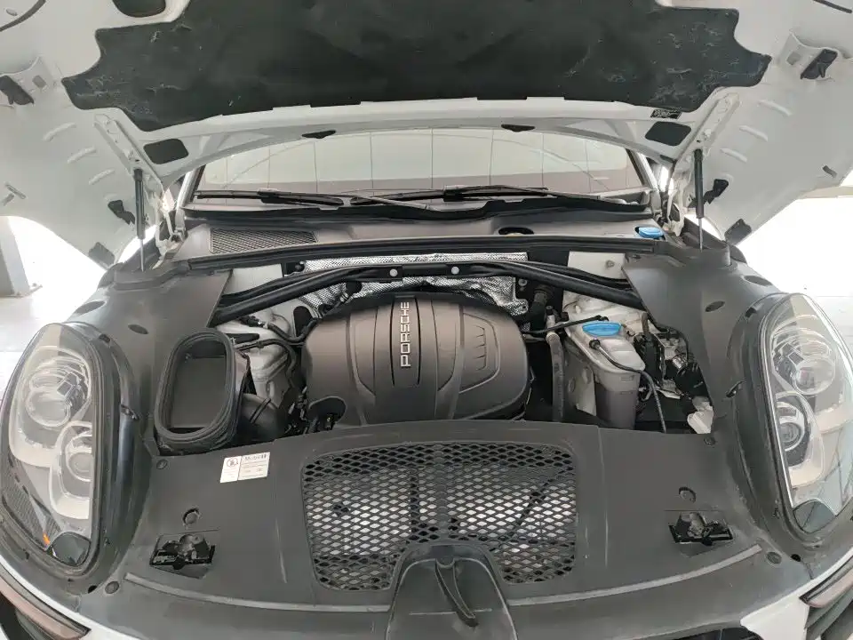 Macan 2017 Macan 2.0T купить на сайте DeffCars