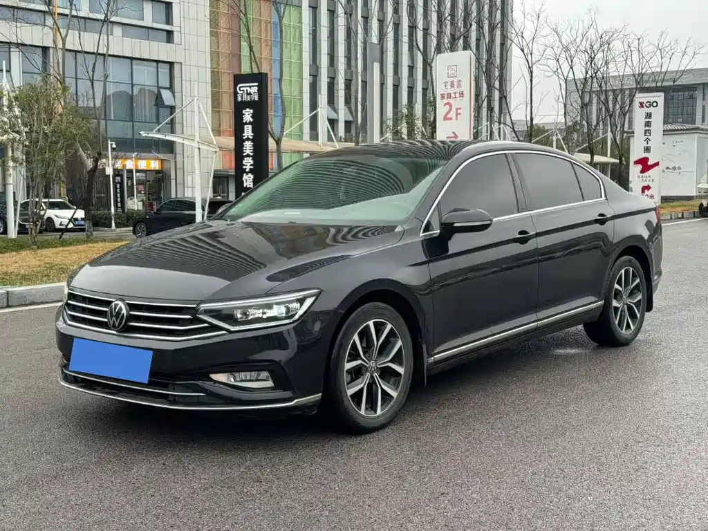 Magotan 2020 330TSI DSG leading model купить на сайте DeffCars