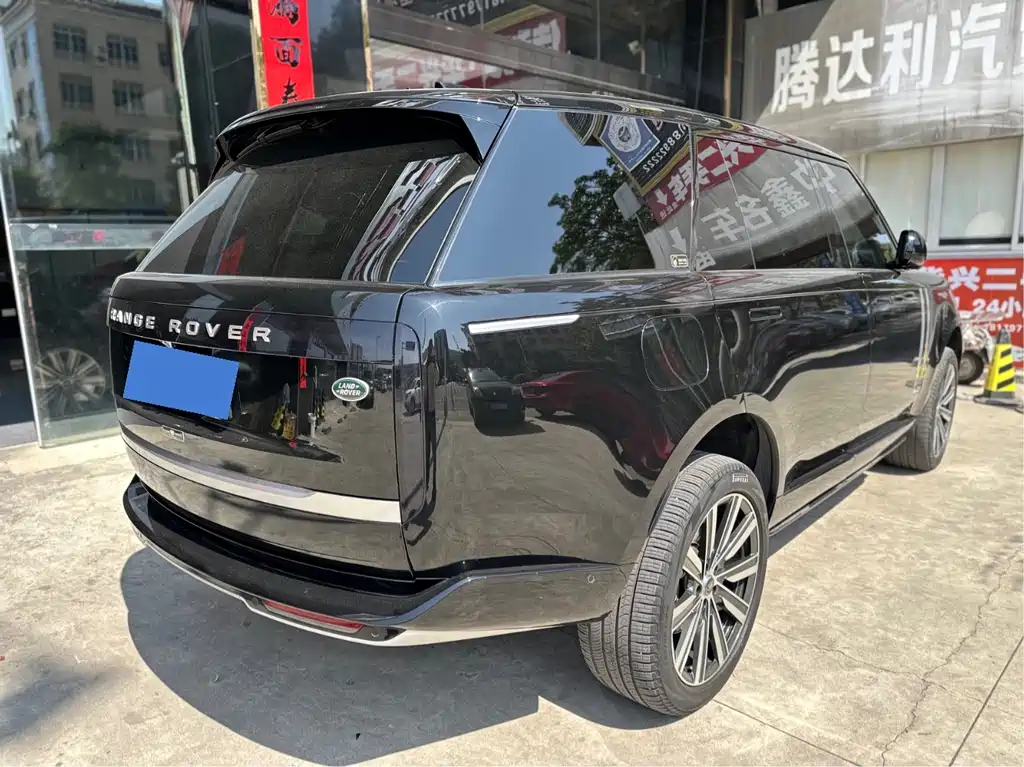 Range Rover 2024 3.0 L6 400PS Genesis Extended Edition купить на сайте DeffCars