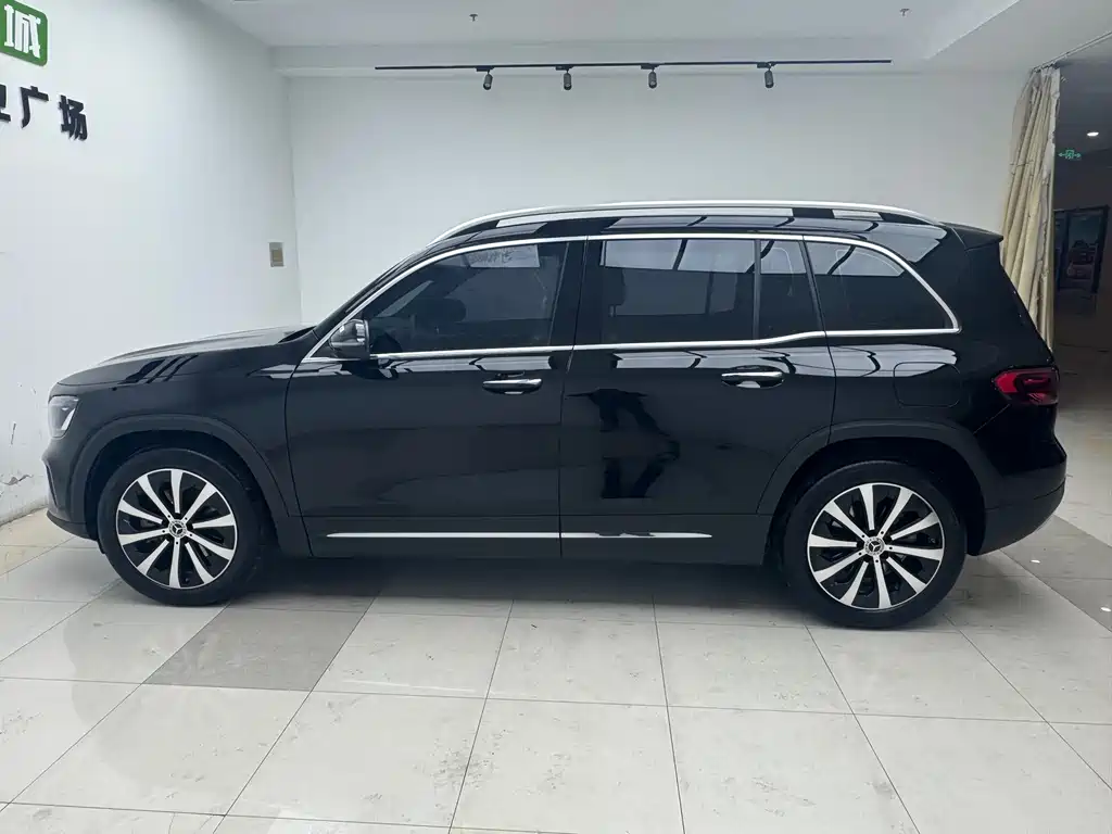 Mercedes-Benz GLB 2024 facelift GLB 220 fashion model купить на сайте DeffCars