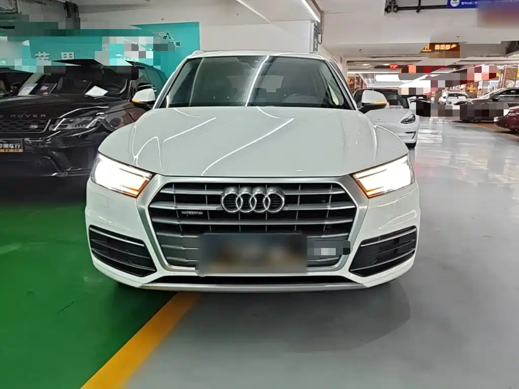 Audi Q5L 2020 40 TFSI Honorable and Enterprising купить на сайте DeffCars