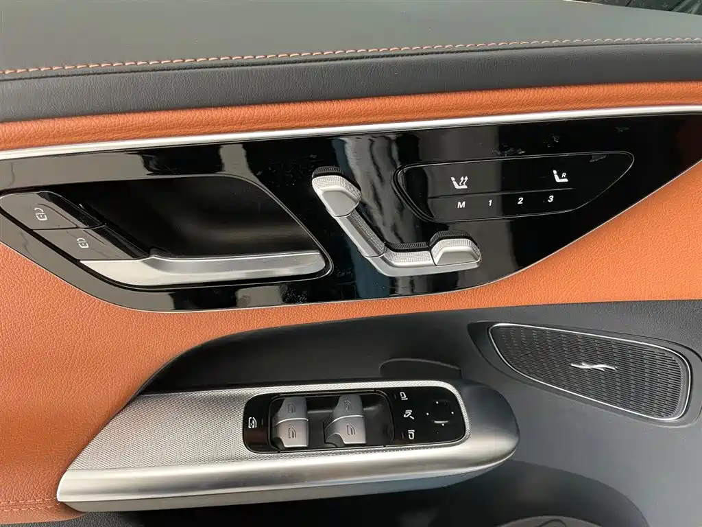 Mercedes-Benz GLC 2023 facelift GLC 300 L 4MATIC dynamic 5-seater купить на сайте DeffCars