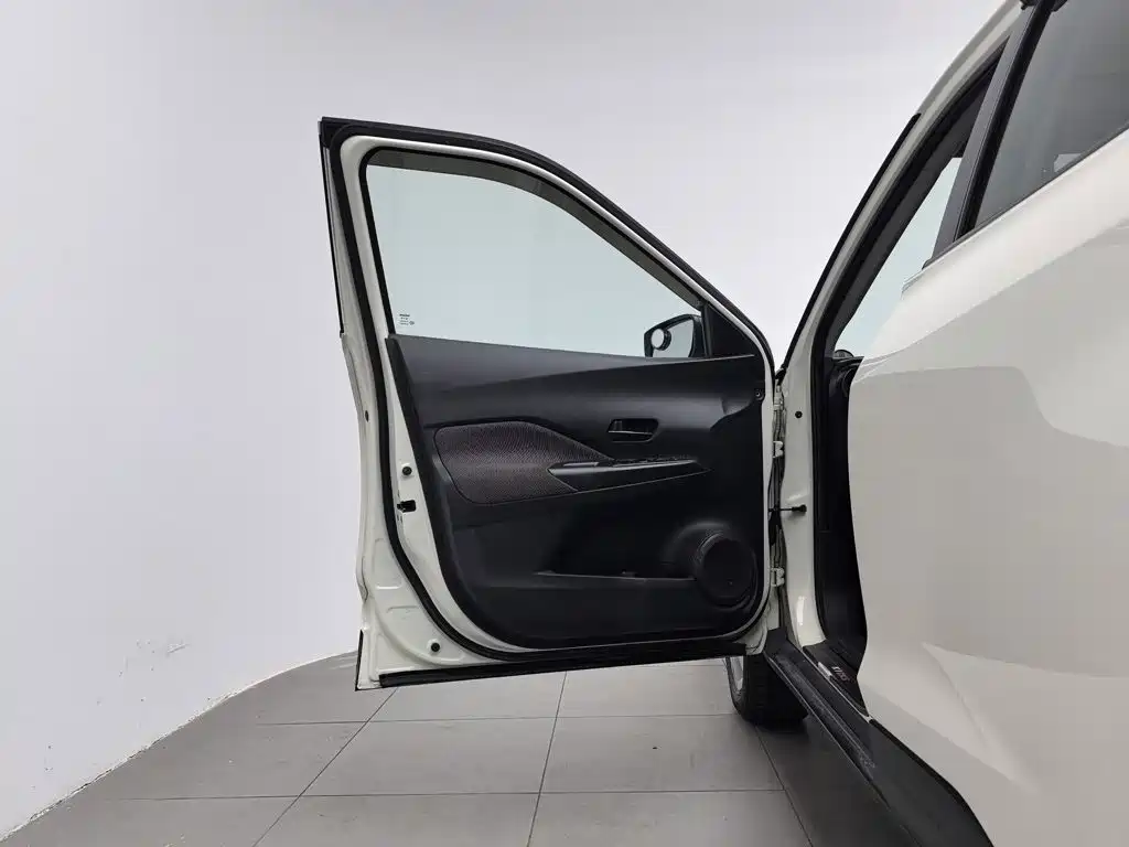 Jinke 2021 1.5L XE manual cool version купить на сайте DeffCars