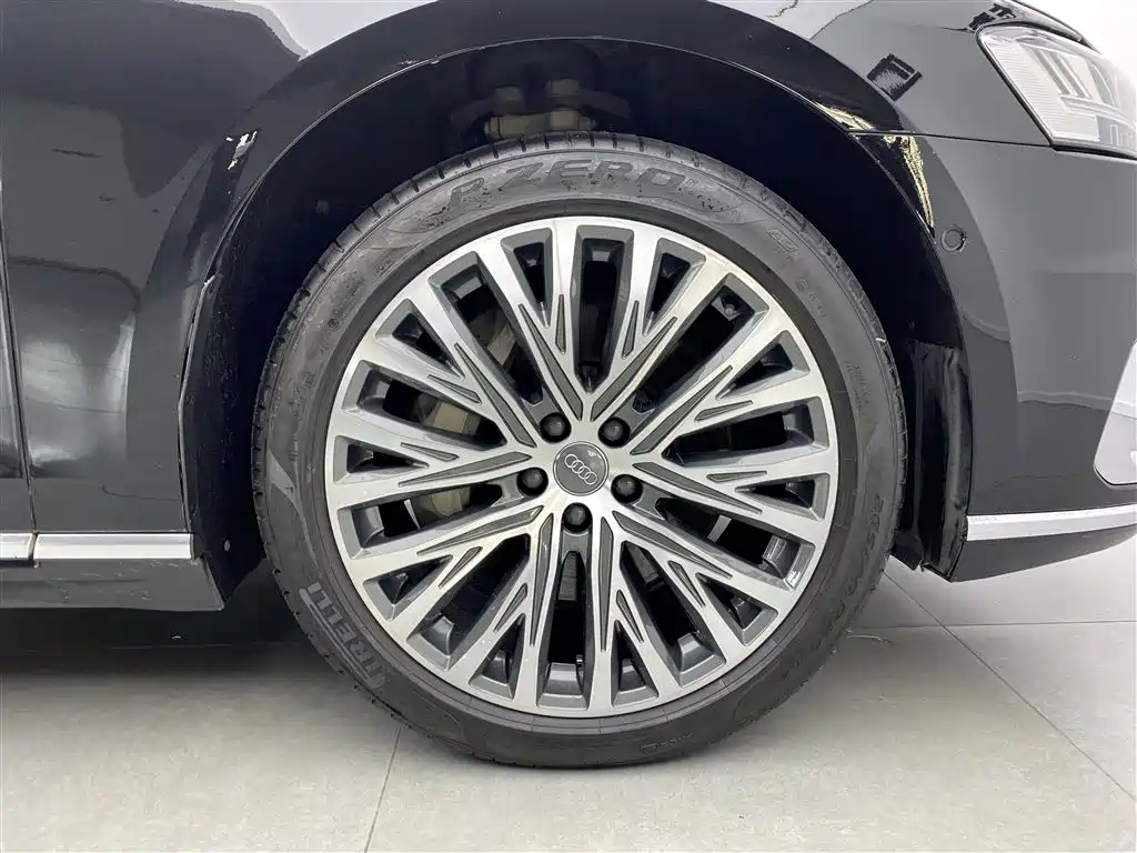 Audi A8 2019 facelift Plus A8L 55 TFSI quattro luxury model купить на сайте DeffCars