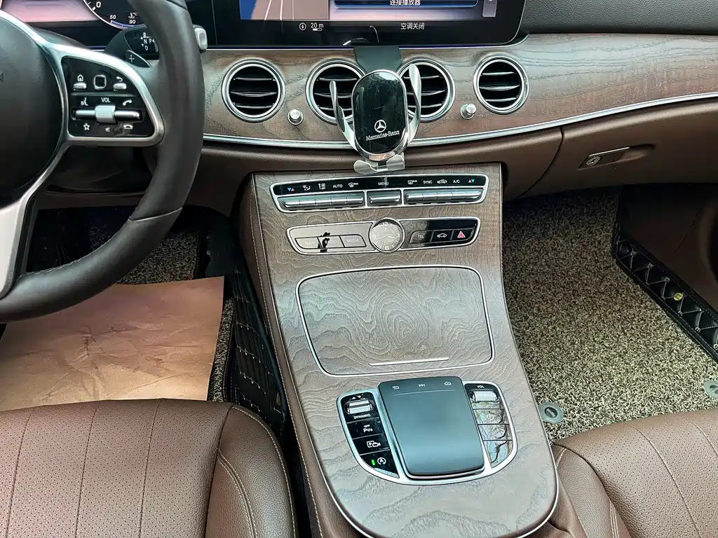 Mercedes-Benz E-Class 2019 E 300 L Fashion купить на сайте DeffCars