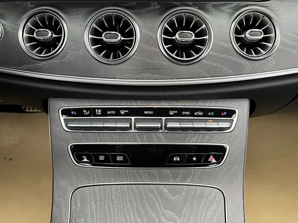 Mercedes-Benz CLS 2020 CLS 300 luxury model купить на сайте DeffCars