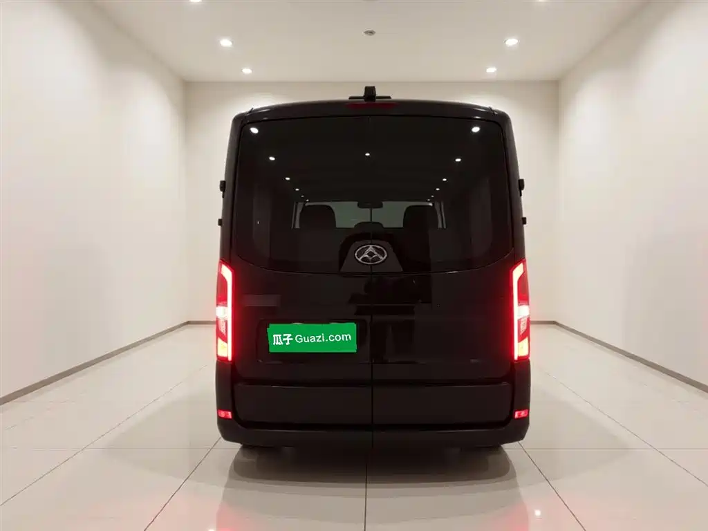 Xintu V90 2022 model 2.0T automatic intelligent transport queen rear drive extended axle high roof rear single tire 6/7 seats купить на сайте DeffCars