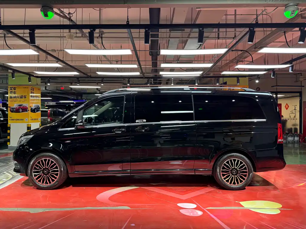 Mercedes-Benz V-Class 2017 V 260 L Premium Extended Edition купить на сайте DeffCars