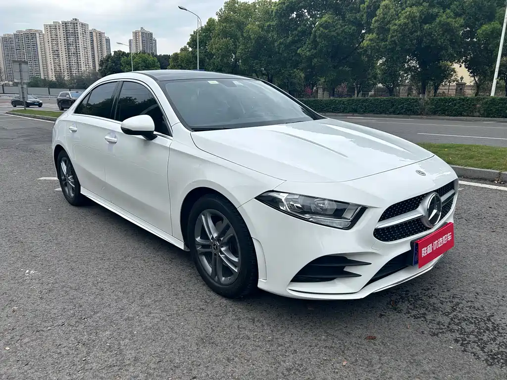 Mercedes-Benz A-Class 2021 facelift A 180 L sports sedan купить на сайте DeffCars