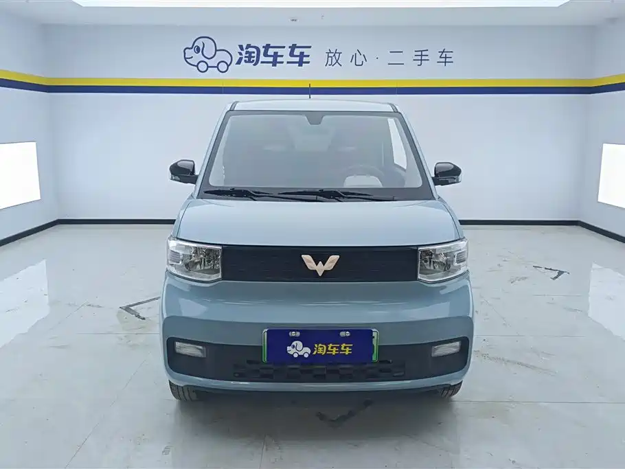 Hongguang MINIEV 2022 Relaxed Lithium Iron Phosphate купить на сайте DeffCars