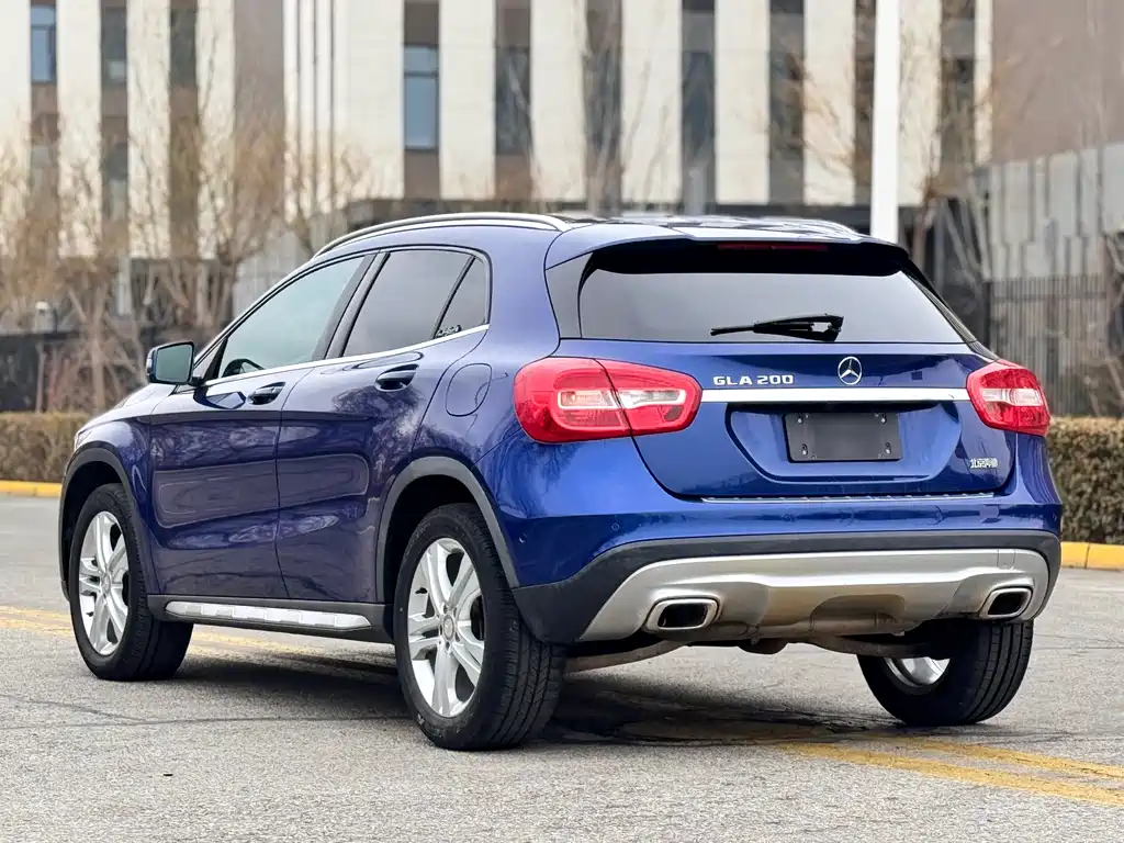Mercedes-Benz GLA 2017 GLA 200 Dynamic купить на сайте DeffCars