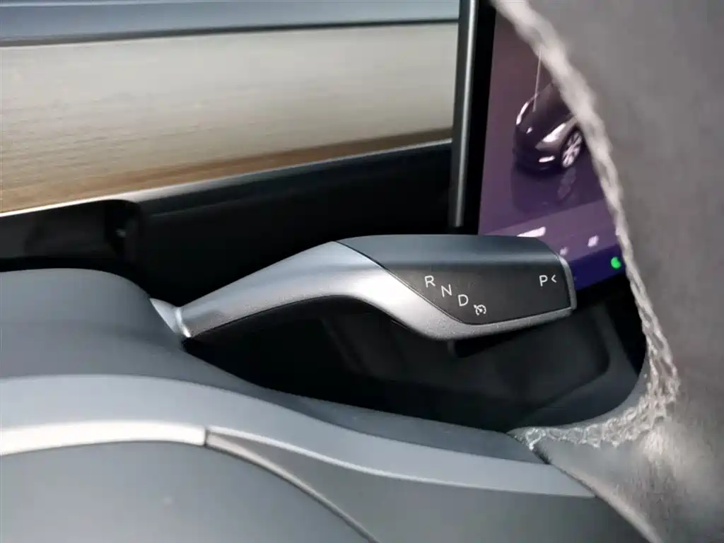 Model Y 2022 rear-wheel drive version купить на сайте DeffCars