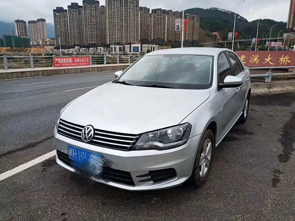 Bora 2013 1.6L automatic comfort type купить на сайте DeffCars