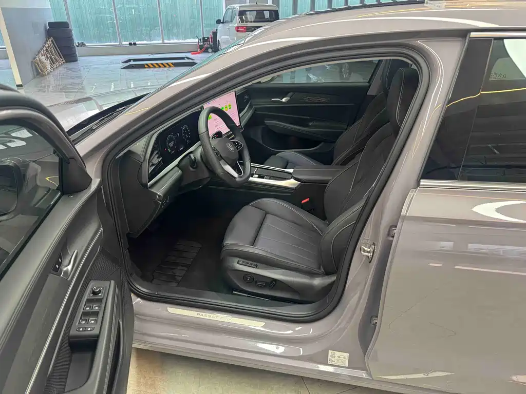 Passat 2025 Pro 380TSI Dragon Edition купить на сайте DeffCars