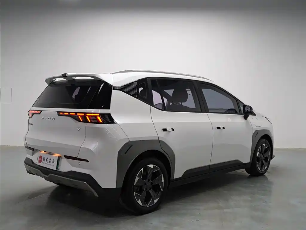 AION Y 2022 70 Smart Edition Lithium Iron Phosphate купить на сайте DeffCars