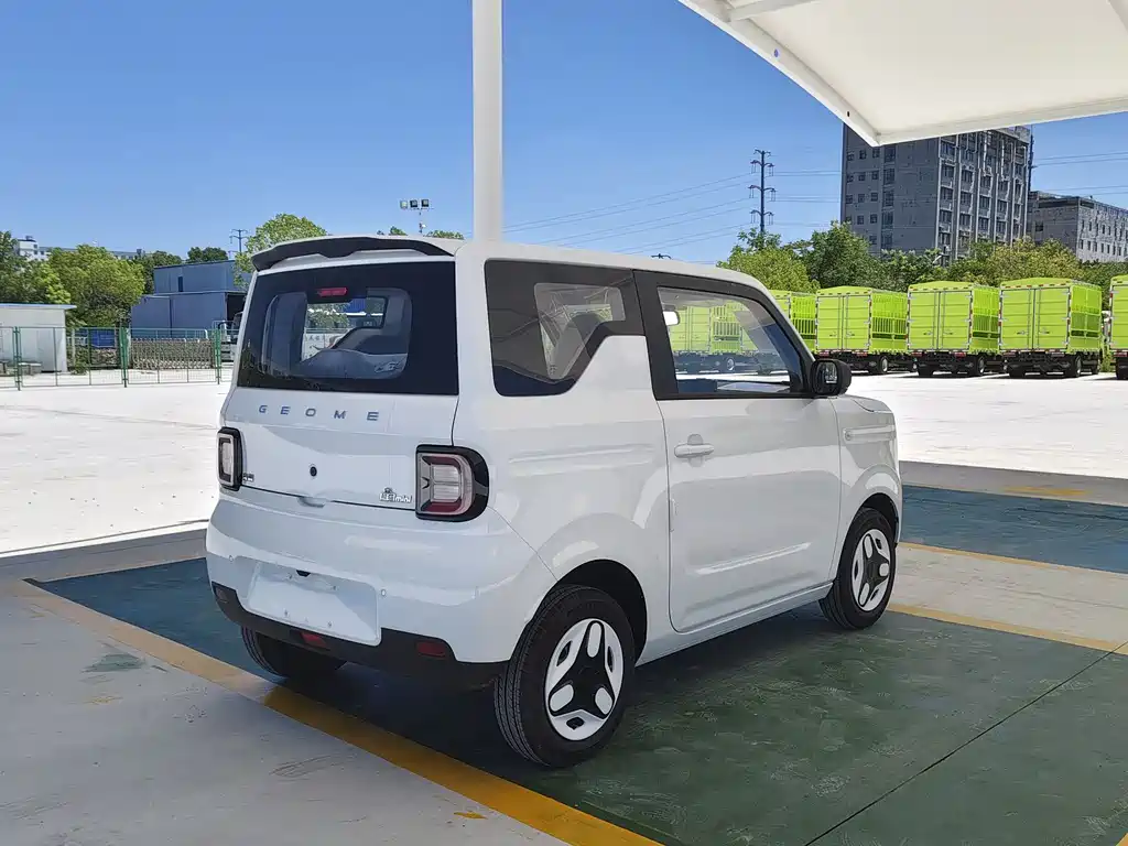 Panda 2025 Panda mini 210km Yuanqi Bear купить на сайте DeffCars