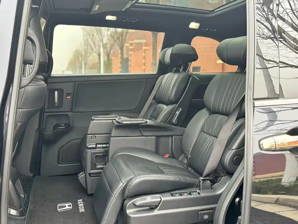 Odyssey 2024 2.0L e:HEV Sharp Extreme Edition купить на сайте DeffCars