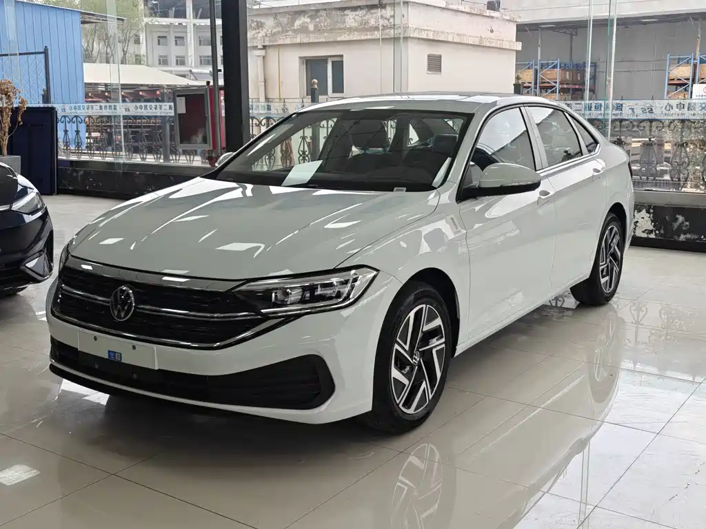 Sagitar 2025 300TSI DSG Flyover Edition купить на сайте DeffCars