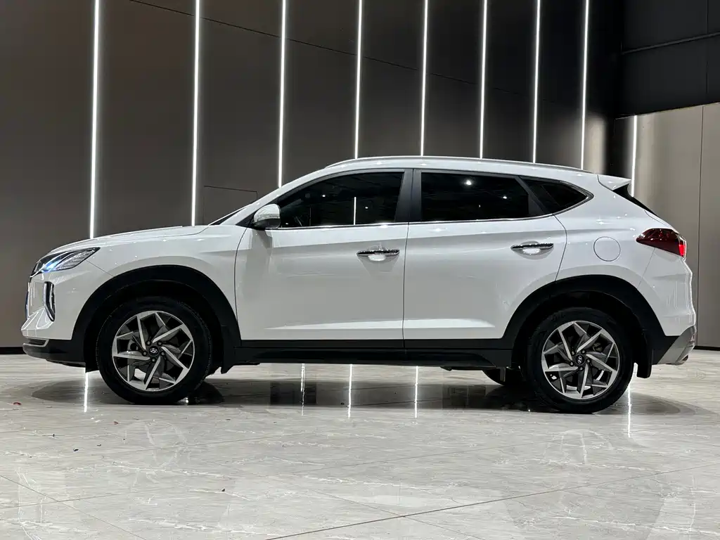Tucson 2020 280TGDi dual-clutch two-wheel drive intelligent version National V купить на сайте DeffCars