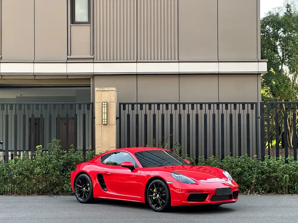 Porsche 718 2016 Cayman 2.0T купить на сайте DeffCars