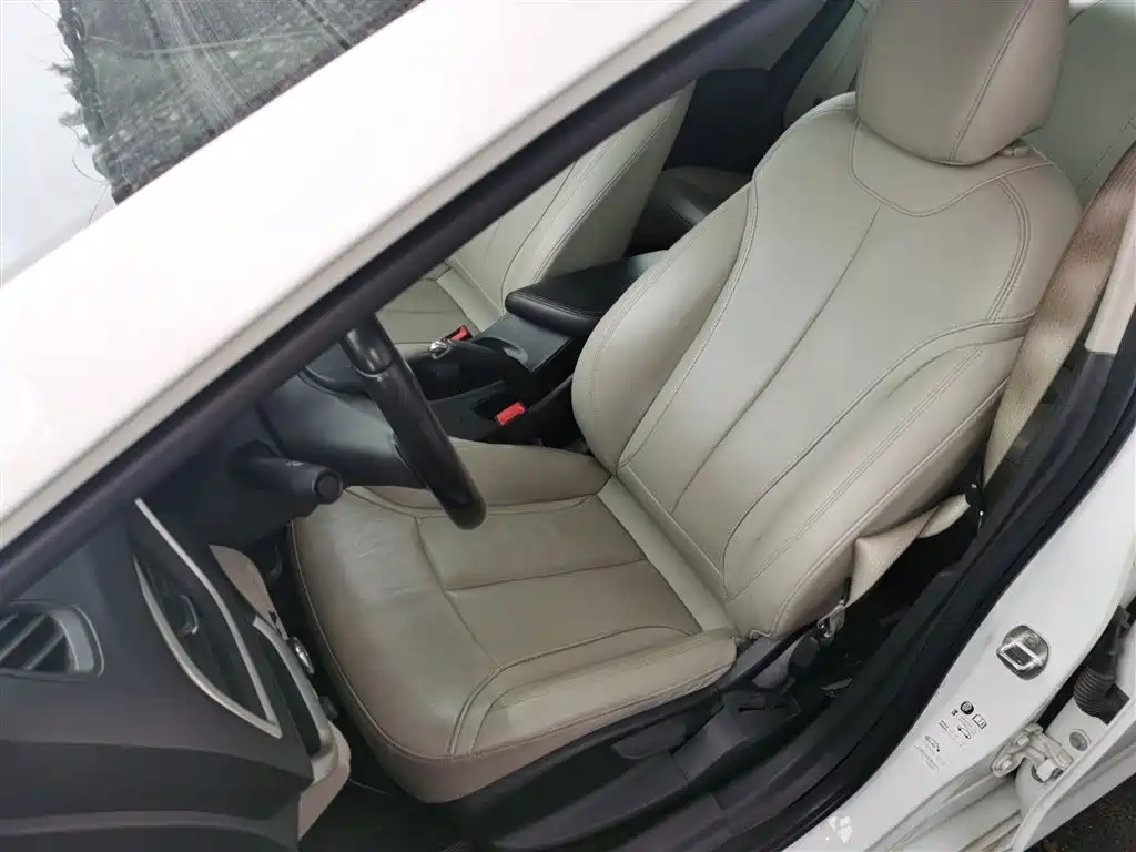 Yinglang 2019 15T dual-clutch interconnected elite model National VI купить на сайте DeffCars