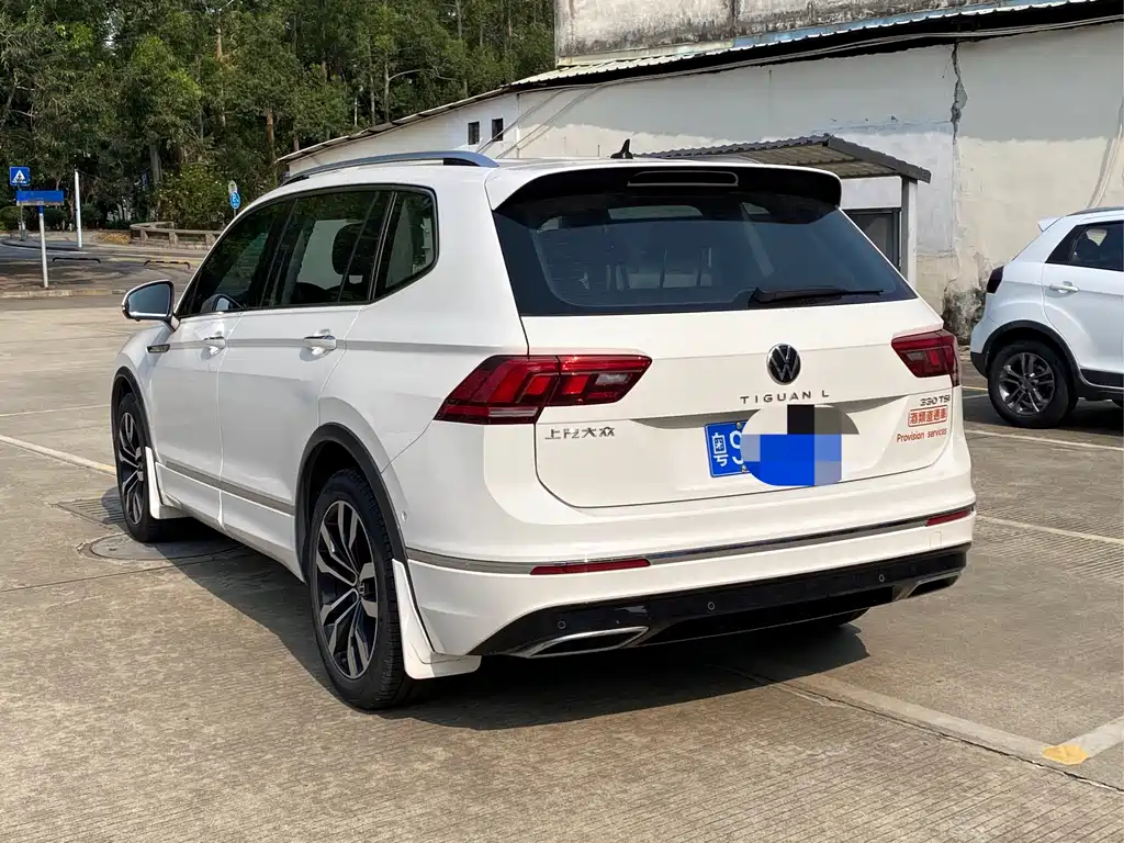 Tiguan L 2021 330TSI automatic two-wheel drive R-Line version купить на сайте DeffCars