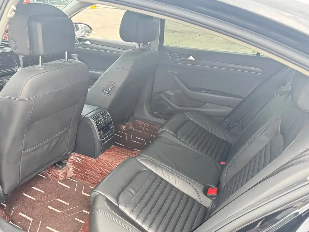 Magotan 2019 330TSI DSG luxury model National VI купить на сайте DeffCars