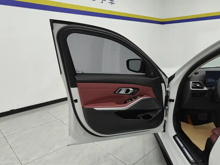 BMW 3 Series 2024 325Li M Sports Night Package купить на сайте DeffCars