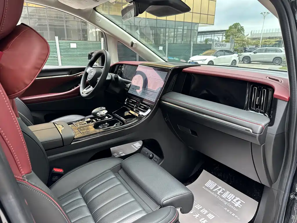 Trumpchi E9 2025 E9 Super Fast Charging Master купить на сайте DeffCars