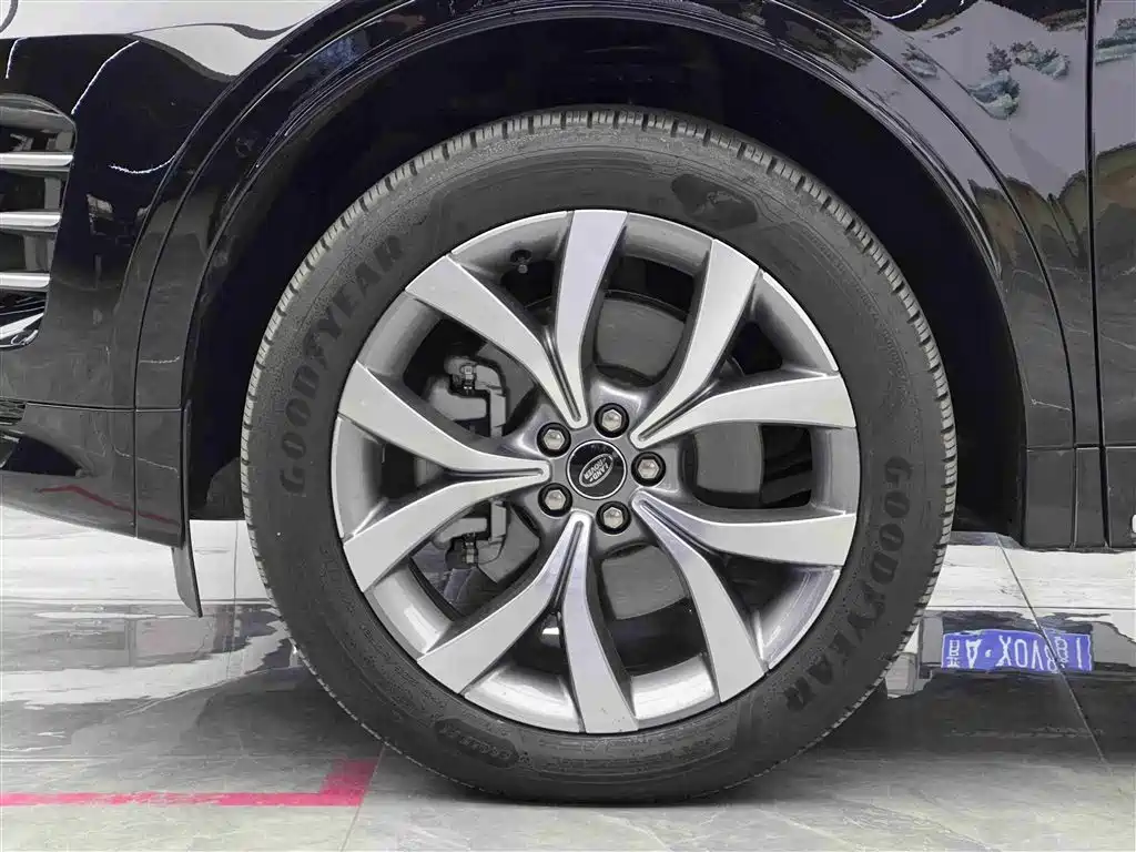 Discovery Sport 2025 249PS Performance Technology Edition купить на сайте DeffCars