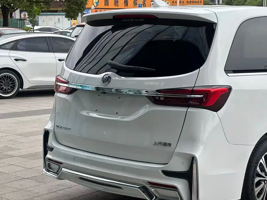 Buick GL8 2021 Land Business Class 652T Luxury купить на сайте DeffCars