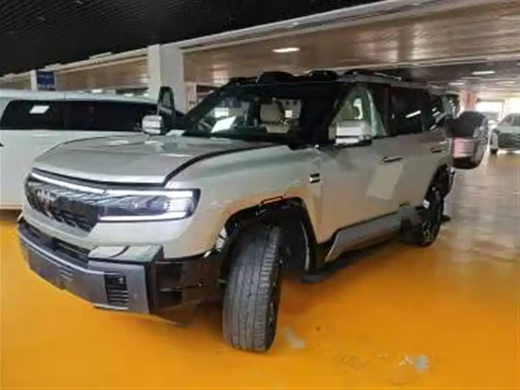 Leopard 8 2025 Zhiyong flagship version 7 seats купить на сайте DeffCars