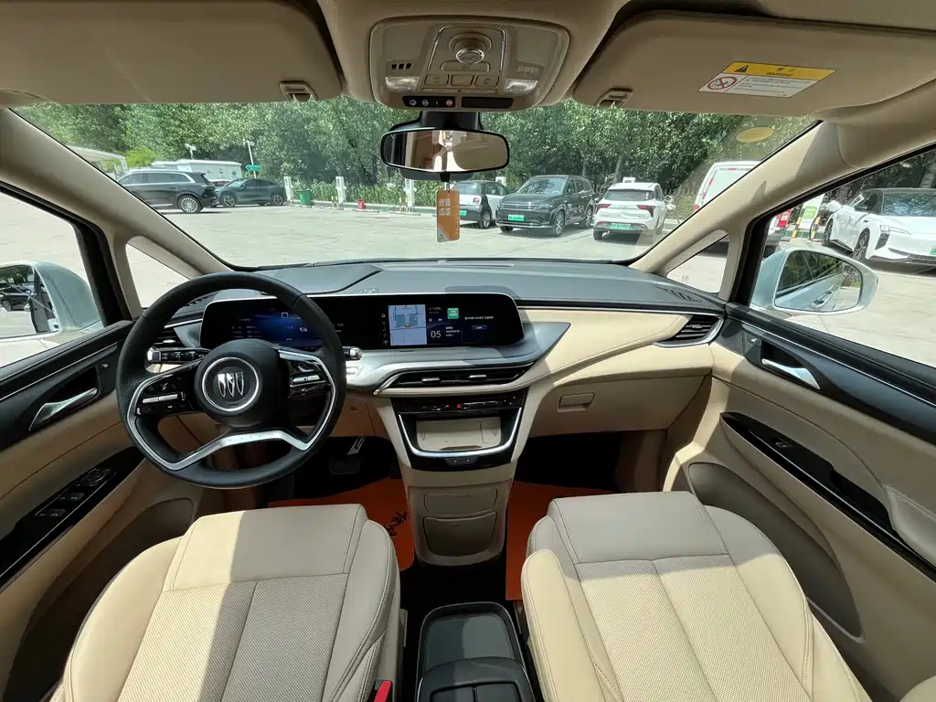 Buick GL8 New Energy 2025 Lu Shang Exclusive Edition купить на сайте DeffCars