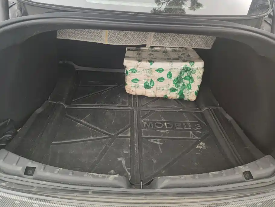 Model 3 2025 rear-wheel drive version купить на сайте DeffCars