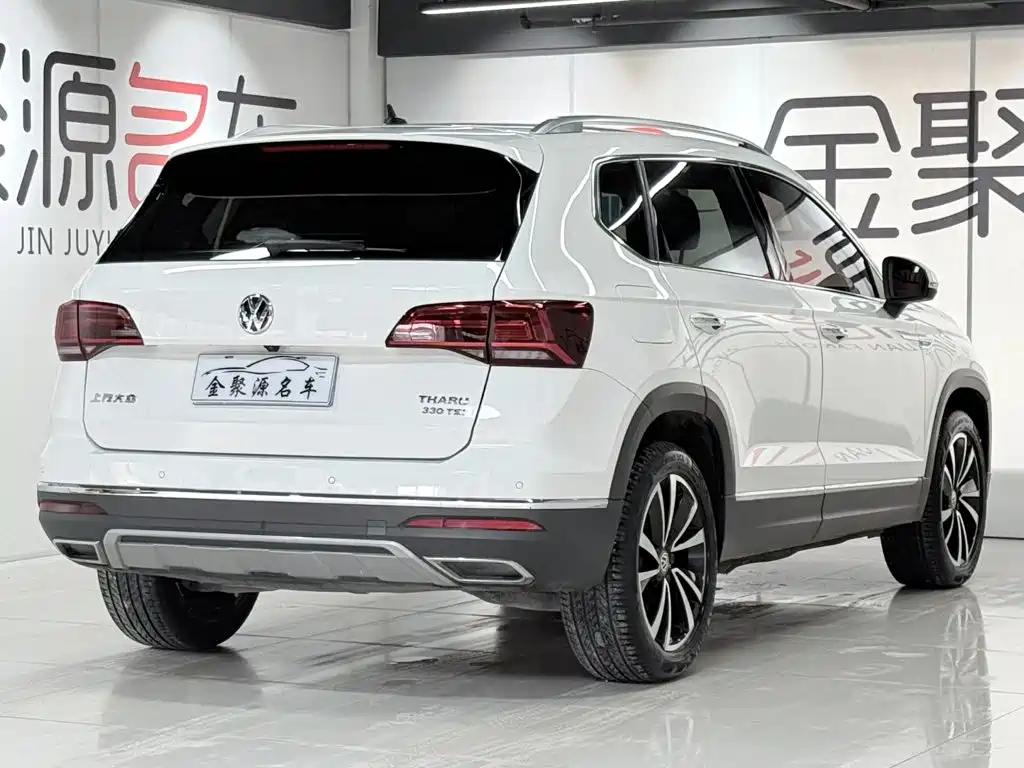 THARU 2020 330TSI four-wheel drive luxury version National VI купить на сайте DeffCars