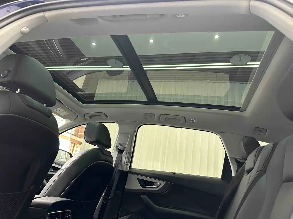 Audi Q7 2019 45 TFSI Comfort купить на сайте DeffCars
