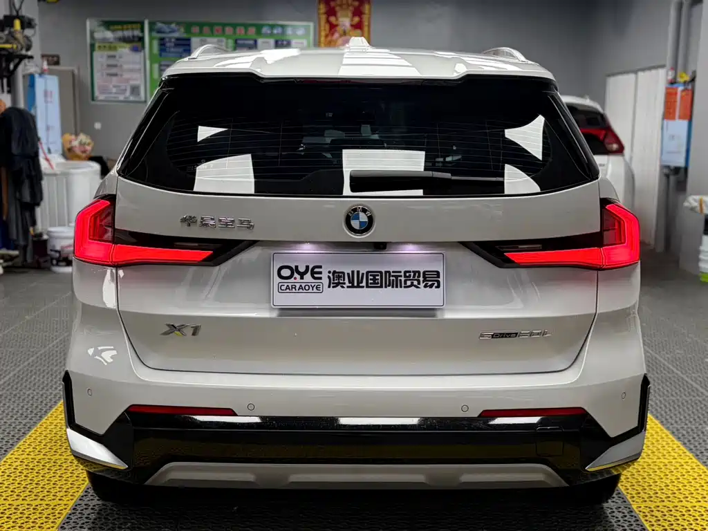 BMW X1 2023 sDrive20Li X Design Package купить на сайте DeffCars
